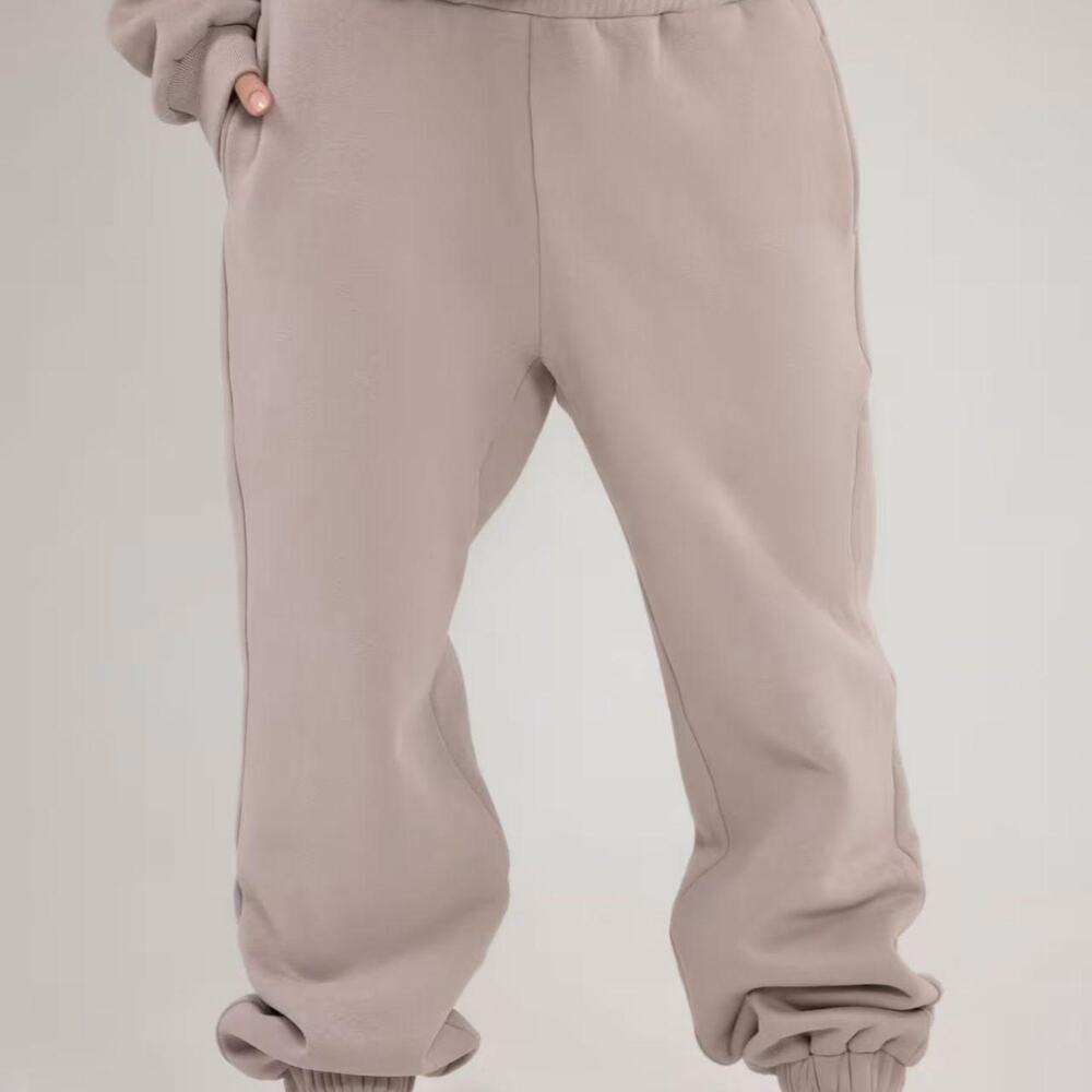 Comfrt Travel Essentials Sweatpants in BARK Medium - Picture 3 of 5